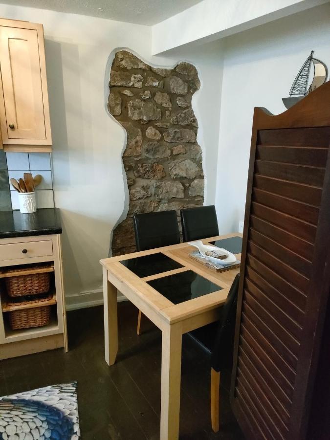 Fishermen'S Cottage With Log Burner, 2 Bathrooms & Sea Views From Garden Terraces 马伯斯 外观 照片