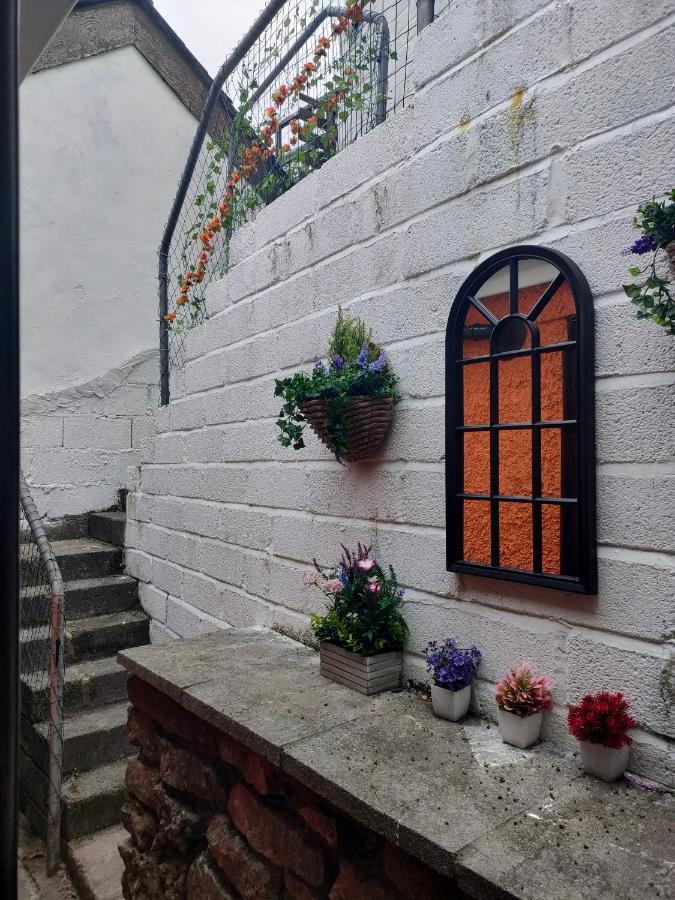 Fishermen'S Cottage With Log Burner, 2 Bathrooms & Sea Views From Garden Terraces 马伯斯 外观 照片